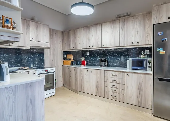 Appartamento Chrispa's House Beachfront Bliss & Stunning Views *