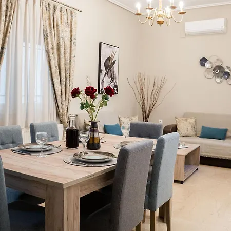 Chrispa's House Beachfront Bliss & Stunning Views 50m From The *