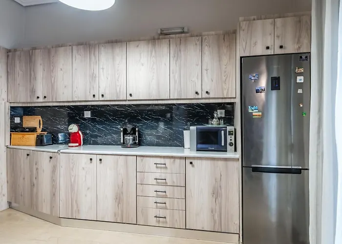 Apartment Chrispa's House Beachfront Bliss & Stunning Views