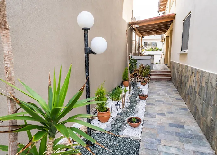 Chrispa's House Beachfront Bliss & Stunning Views Apartamento Rethymno